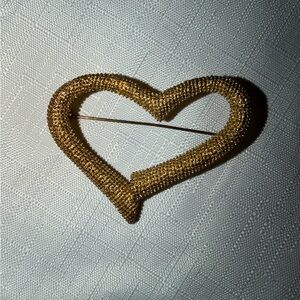 2”x2.5” VINTAGW ERWIN PEARL Granulated Texture Gold Tone Open HEART Brooch